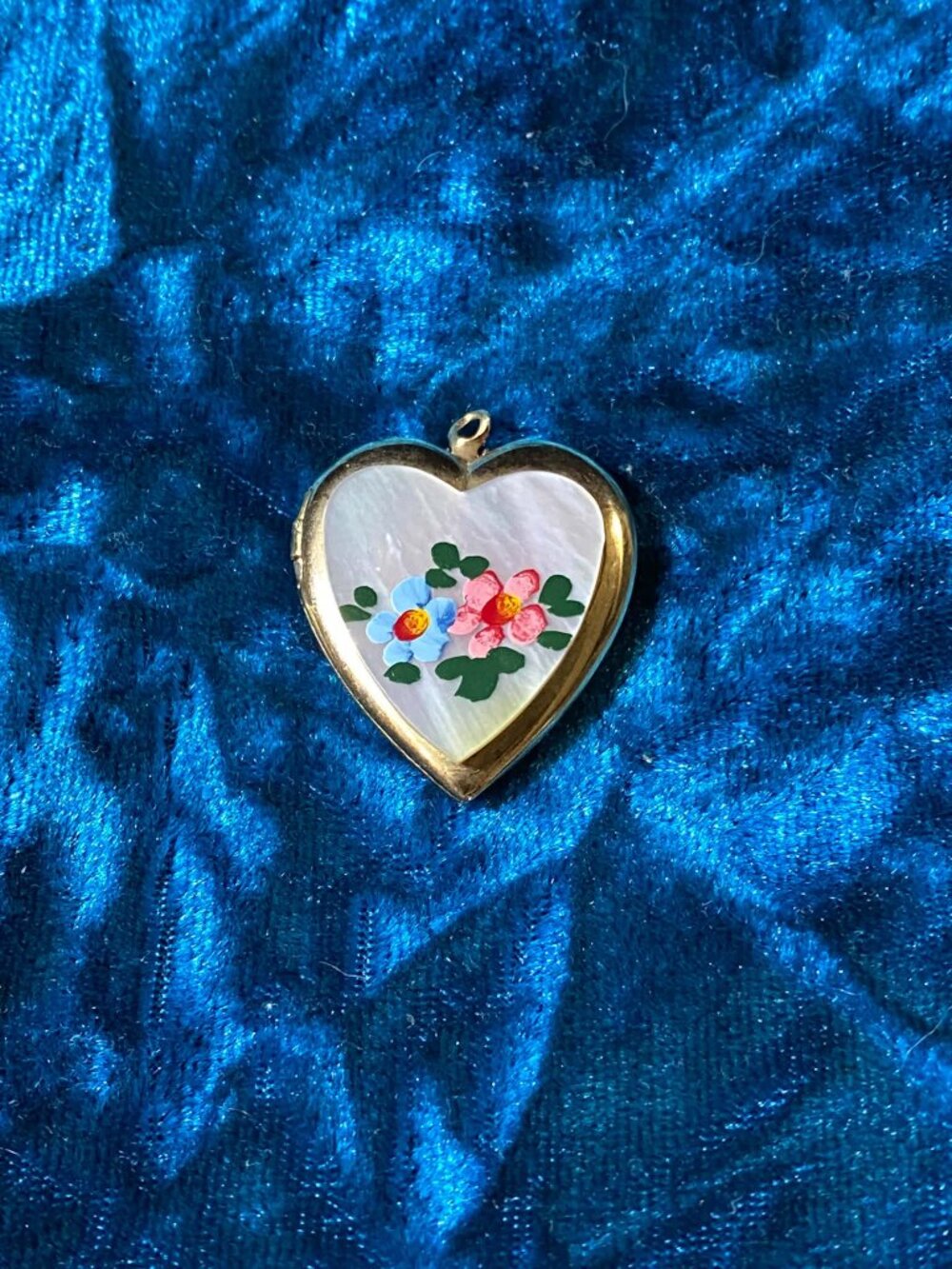 Vintage Gold tone Enamel Floral Heart Mother of Pearl Locket Pendant